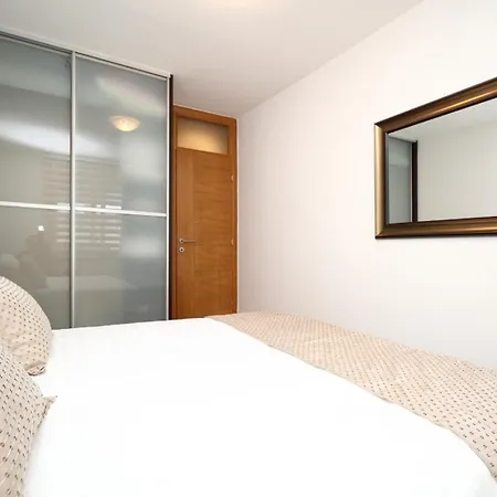 Franca A2-Parking Garage Apartment Sarajevo Exterior photo